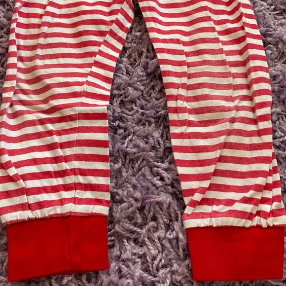 Girls 5t Mrs Claus Christmas pajama set - Picture 11 of 13